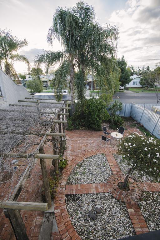The Stable On Olive Apartment มิลดูรา ภายนอก รูปภาพ