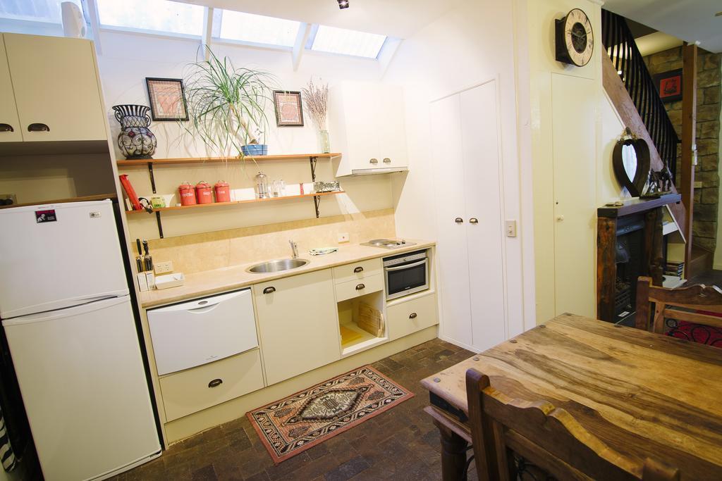 The Stable On Olive Apartment มิลดูรา ภายนอก รูปภาพ