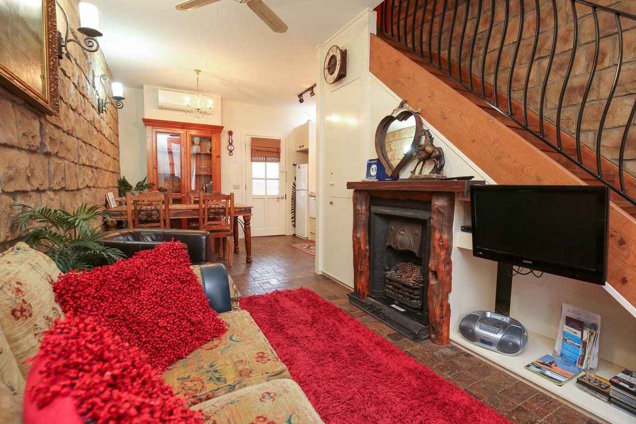 The Stable On Olive Apartment มิลดูรา ภายนอก รูปภาพ